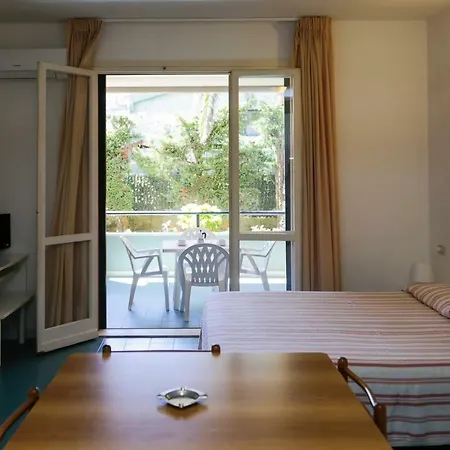 Maricampo - Helloelba Apart Otel 3*