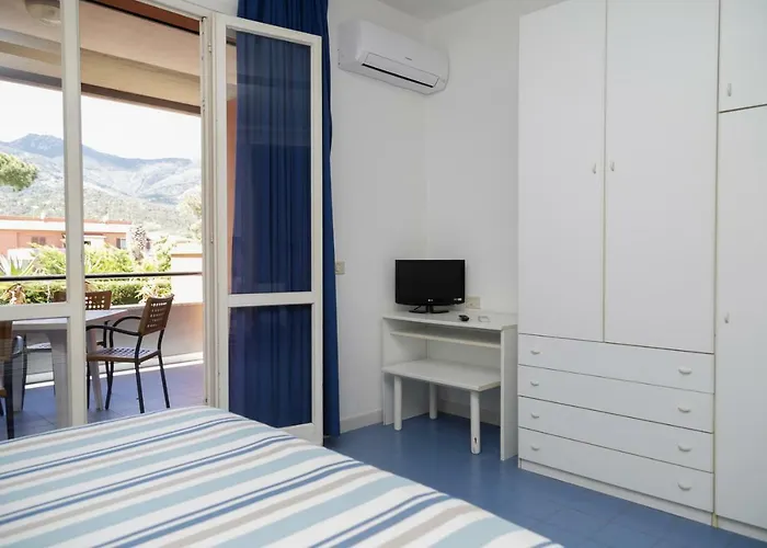 Maricampo - Helloelba Hotel apartamentowy 3*